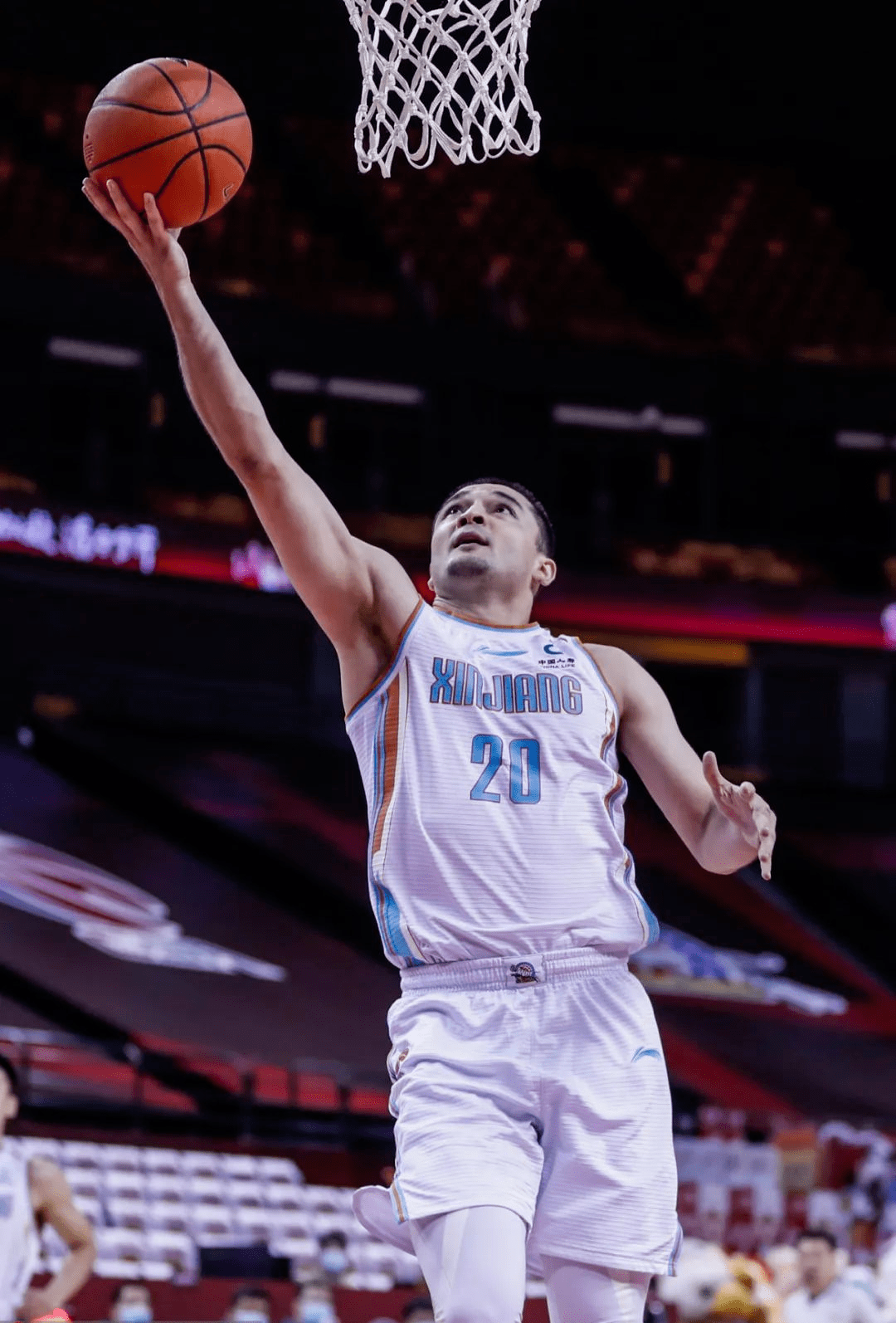 赛后新疆广汇调整名单以备全明星赛，复出首秀环节打磨，球迷炸锅，训练强度明显提升的简单介绍-爱游戏线上娱乐